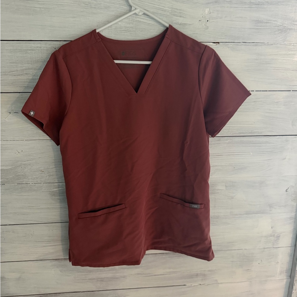 Figs Women’s V-Neck Scrub Top size small